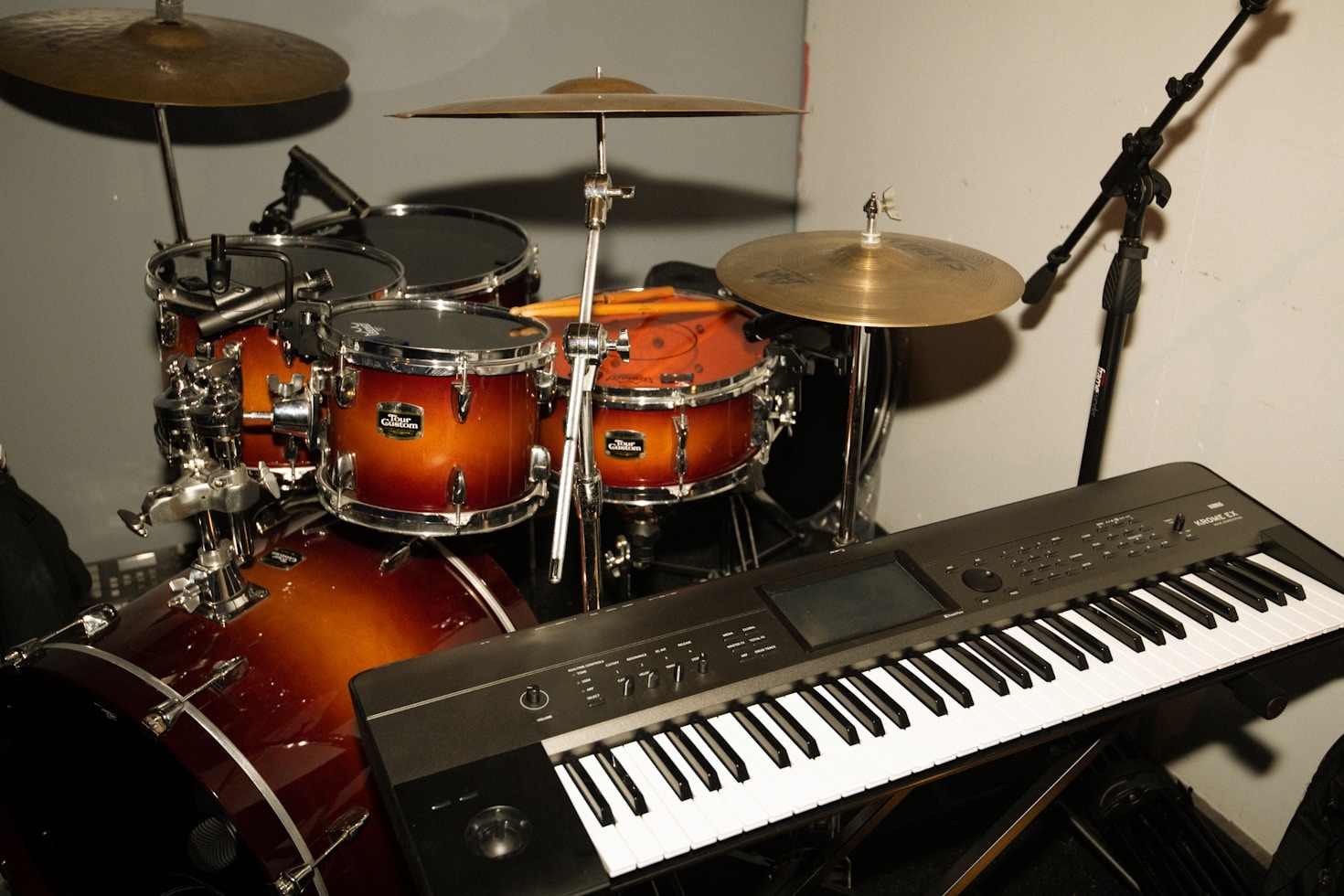 Mastering Audio at Home: A Detailed Guide